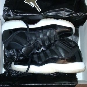 Air Jordan 11 Retro Low GS '72-10' 5.5Y